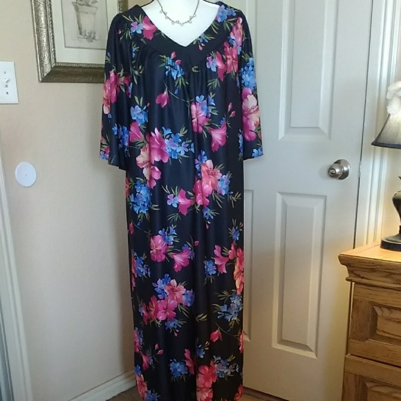 metropolitan Dresses & Skirts - Metropolitan dress